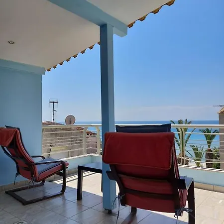 Apartment In Sea View